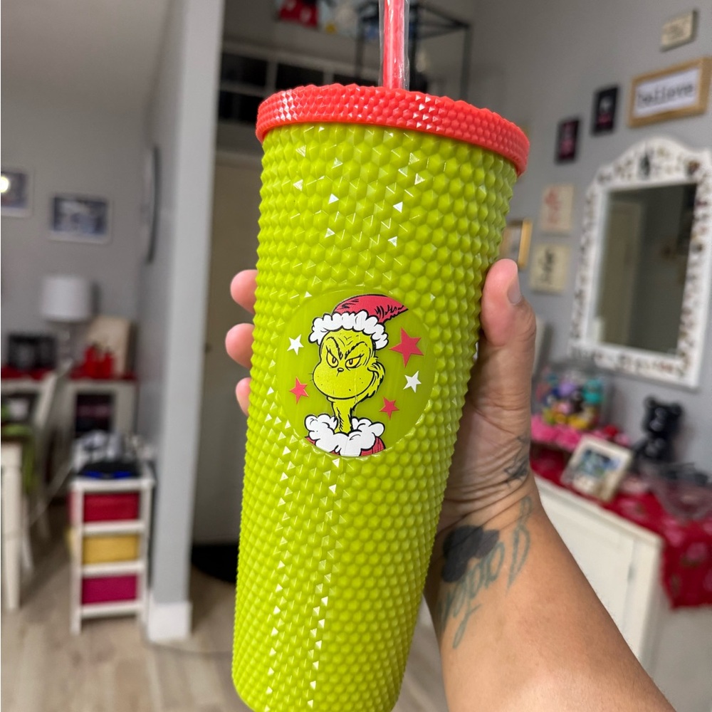 Green‎ Grinch Tumbler with Red Lid